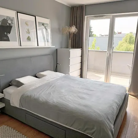 - Grunwald - Lasek Marcelinski Apartment